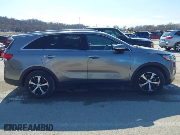 2016 Kia Sorento EX with VIN 5XYPH4A5XGG039708, listed as a IAAI auction lot 41694923 with 87,887 mi miles. Bid and sale history available at carsss.com. Image 14.
