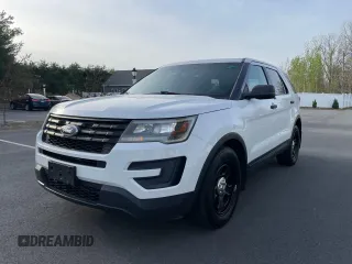 2016 Ford Utility Police Interceptor with VIN 1FM5K8AR2GGC91898, listed as a Copart auction lot 55389185 with 189,162 mi miles and Clean Title. Bid and sale history available at carsss.com. Image 2.