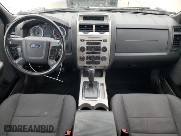 2011 Ford Escape XLT с VIN 1FMCU9DG8BKC62302, выставлен на аукционе Copart как лот 58240715 с пробегом 159 739 миль миль и Списание • Salvage title. История ставок и продаж доступна на DreamBid. Изображение 8.