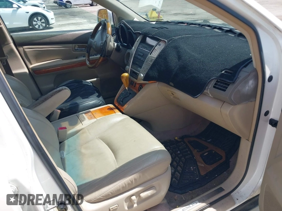 2006 Lexus RX 330 z VIN 2T2GA31U96C042983, wystawiony jako IAAI lot #42368288 z przebiegiem 212 172 mil mil oraz . Historia ofert i sprzedaży dostępna na DreamBid. Obrazek 5.