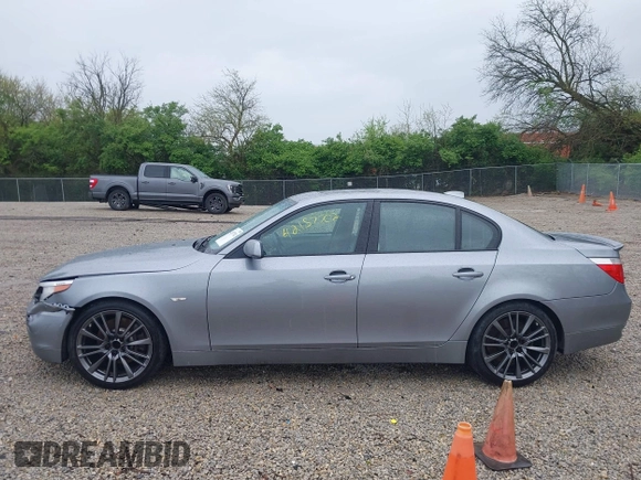 2005 BMW 5 Series 545i with VIN WBANB33555B089128, listed as a IAAI auction lot 42157702 with 206,362 mi miles and . Bid and sale history available at carsss.com. Image 15.