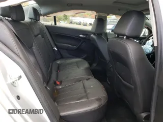 2011 Buick Regal CXL RL5 with VIN W04GT5GC0B1001062, listed as a Copart auction lot 76310664 with 190,403 mi miles and Salvage Title. Bid and sale history available at DreamBid. Image 10.