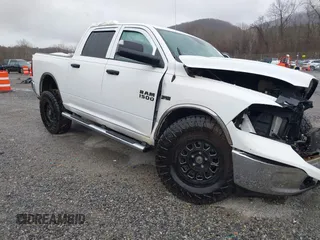 2016 Ram 1500 Tradesman z VIN 1C6RR7KM0GS339496, wystawiony jako IAAI lot #41858147 z przebiegiem 60 013 mil mil oraz . Historia ofert i sprzedaży dostępna na DreamBid. Obrazek 1.
