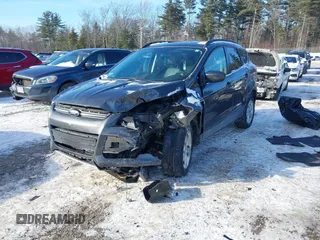 2016 Ford Escape SE with VIN 1FMCU9GX1GUC32307, listed as a IAAI auction lot 41395399 with 142,664 mi miles. Bid and sale history available at carsss.com. Image 17.