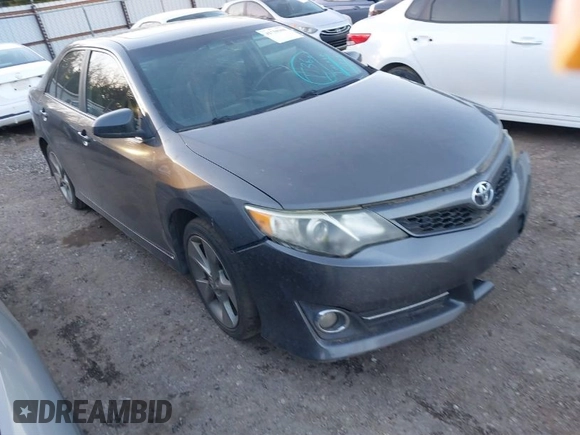 2014 Toyota Camry L with VIN 4T1BF1FK2EU751585, listed as a IAAI auction lot 41730388 with 153,465 mi miles. Bid and sale history available at carsss.com. Image 1.