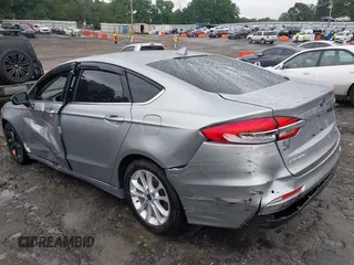 2020 Ford Fusion SE with VIN 3FA6P0HD5LR150418, listed as a IAAI auction lot 42347924 with 87,817 mi miles and . Bid and sale history available at DreamBid. Image 6.