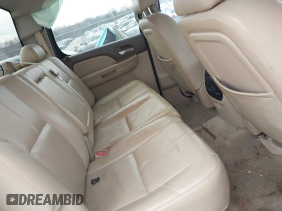 2010 GMC Sierra 1500 SLT z VIN 3GTRCWE00AG287606, wystawiony jako IAAI lot #41406243 z przebiegiem 218 866 mil mil oraz . Historia ofert i sprzedaży dostępna na DreamBid. Obrazek 8.
