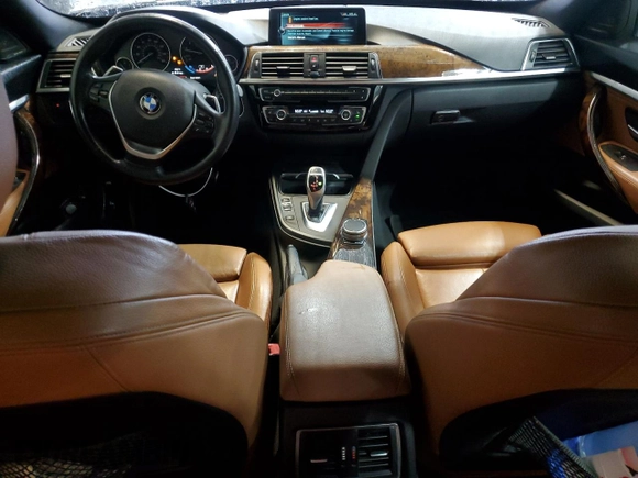 2017 BMW 3 Series 330i xDrive with VIN WBA8Z9C35HG827494, listed as a Copart auction lot 54508435 with 124,684 mi miles and Clean Title. Bid and sale history available at DreamBid. Image 8.