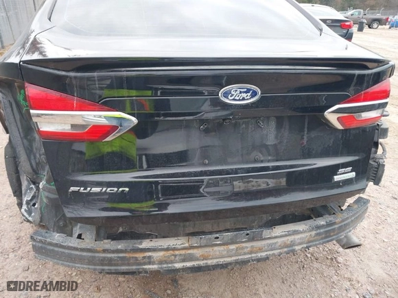 2019 Ford Fusion SE with VIN 3FA6P0HD0KR108348, listed as a IAAI auction lot 41689127 with 111,765 mi miles. Bid and sale history available at carsss.com. Image 6.