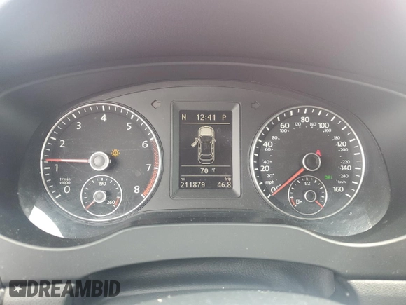 2014 Volkswagen Jetta GLI with VIN 3VW4T7AJ0EM318615, listed as a Copart auction lot 58542385 with 211,879 mi miles and Salvage title. Bid and sale history available at DreamBid. Image 9.