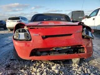 2002 Toyota MR2 z VIN JTDFR320720051674, wystawiony jako Copart lot #44495865 z przebiegiem 76 439 mil mil oraz Czysty tytuł • Clean title. Historia ofert i sprzedaży dostępna na DreamBid. Obrazek 6.