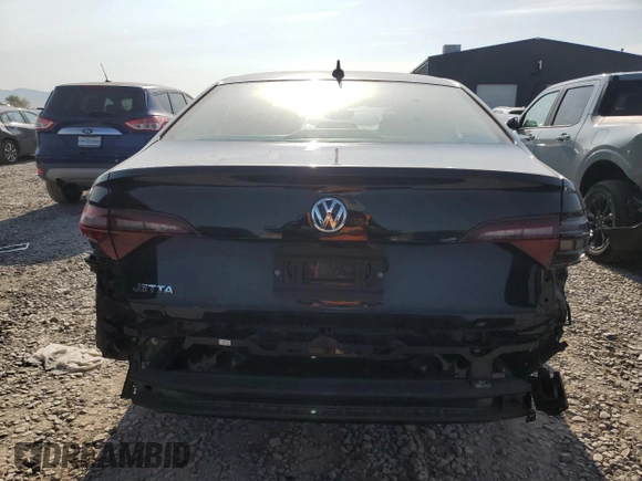 2021 Volkswagen Jetta SEL z VIN 3VWE57BU5MM013374, wystawiony jako Copart lot #62359125 z przebiegiem 50 969 mil mil oraz Czysty tytuł • Clean title. Historia ofert i sprzedaży dostępna na DreamBid. Obrazek 6.