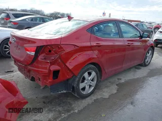 2011 Hyundai Elantra GLS z VIN KMHDH4AE5BU101098, wystawiony jako IAAI lot #41352745 z przebiegiem 84 089 mil mil oraz . Historia ofert i sprzedaży dostępna na DreamBid. Obrazek 4.