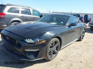 2021 Ford Mustang GT with VIN 1FA6P8CF5M5133016, listed as a IAAI auction lot 41637005 with 90,509 mi miles. Bid and sale history available at carsss.com. Image 17.