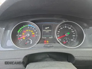 2020 Volkswagen Golf SEL Premium с VIN WVWPR7AU1LW911289, выставлен на аукционе Copart как лот 81309414 с пробегом 113 318 миль миль и Списание • Salvage title. История ставок и продаж доступна на DreamBid. Изображение 9.