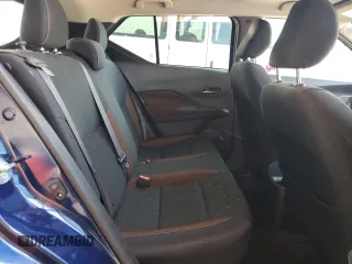 2019 Nissan Kicks SV z VIN 3N1CP5CU6KL514304, wystawiony jako Copart lot #58435575 z przebiegiem 127 966 mil mil oraz Szkoda całkowita • Salvage title. Historia ofert i sprzedaży dostępna na DreamBid. Obrazek 10.