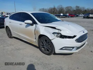 2018 Ford Fusion S with VIN 3FA6P0G7XJR216535, listed as a IAAI auction lot 41640799 with 183,932 mi miles. Bid and sale history available at carsss.com. Image 1.