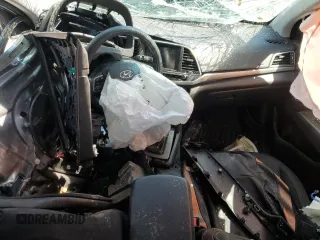 2018 Hyundai Elantra SEL z VIN KMHD84LF9JU518440, wystawiony jako Copart lot #53699415 z przebiegiem Nie podano mil oraz Szkoda całkowita • Salvage title. Historia ofert i sprzedaży dostępna na DreamBid. Obrazek 8.