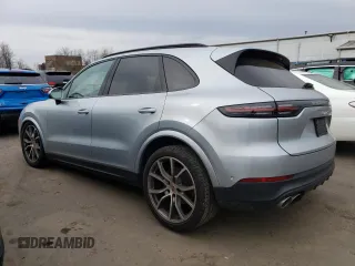2023 Porsche Cayenne S z VIN WP1AB2AY2PDA14143, wystawiony jako Copart lot #48045204 z przebiegiem 37 303 mil mil oraz . Historia ofert i sprzedaży dostępna na DreamBid. Obrazek 2.