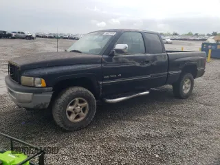 1997 Dodge 1500 z VIN 3B7HF13Y2VG707564, wystawiony jako Copart lot #56471825 z przebiegiem 305 015 mil mil oraz Szkoda całkowita • Salvage title. Historia ofert i sprzedaży dostępna na DreamBid. Obrazek 1.