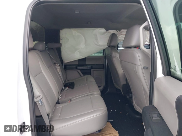 2018 Ford F-150 XL with VIN 1FTEW1E58JKD67099, listed as a IAAI auction lot 41526282 with 128,420 mi miles. Bid and sale history available at carsss.com. Image 8.