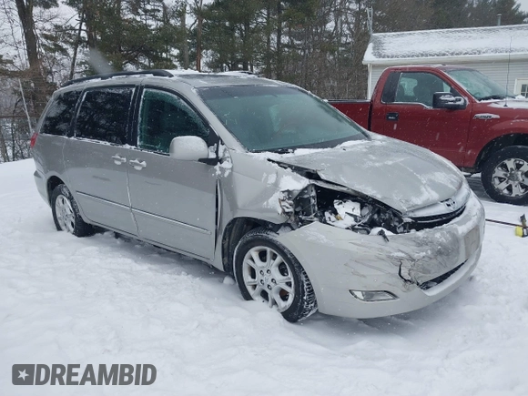2006 Toyota Sienna XLE z VIN 5TDBA22C06S073724, wystawiony jako IAAI lot #41352571 z przebiegiem 159 240 mil mil oraz . Historia ofert i sprzedaży dostępna na DreamBid. Obrazek 1.