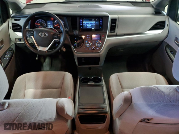 2017 Toyota Sienna LE Auto Access Seat with VIN 5TDKZ3DC0HS837182, listed as a Copart auction lot 88671015 with 415,159 mi miles and Clean Title. Bid and sale history available at carsss.com. Image 8.