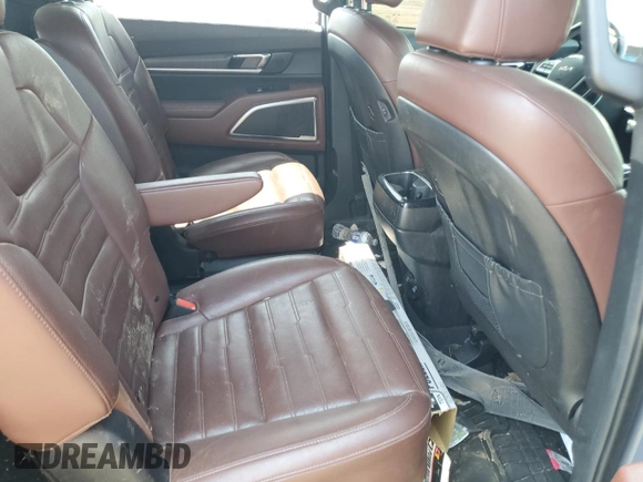 2023 Kia Telluride SX Prestige z VIN 5XYP5DGC7PG368915, wystawiony jako Copart lot #62285665 z przebiegiem 67 475 mil mil oraz Czysty tytuł • Clean title. Historia ofert i sprzedaży dostępna na DreamBid. Obrazek 11.
