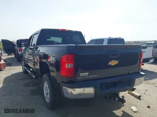 2012 Chevrolet Silverado 2500HD LT with VIN 1GC1KXCG2CF156820, listed as a IAAI auction lot 41713118 with 143,893 mi miles. Bid and sale history available at carsss.com. Image 3.