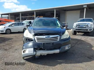 2011 Subaru Outback Limited z VIN 4S4BRDJC1B2370889, wystawiony jako IAAI lot #41490231 z przebiegiem Nie podano mil oraz . Historia ofert i sprzedaży dostępna na DreamBid. Obrazek 11.