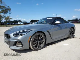 2024 BMW Z4 sDriveM40i with VIN WBAHF9C02RWY35106, listed as a Copart auction lot 76471014 with 0 mi miles and Salvage Title. Bid and sale history available at carsss.com. Image 1.