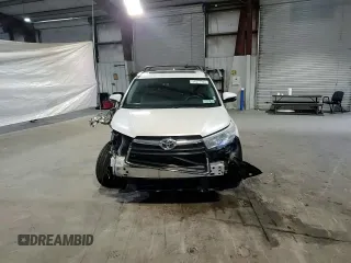 2015 Toyota Highlander XLE z VIN 5TDJKRFH9FS217763, wystawiony jako Copart lot #54377945 z przebiegiem 171 884 mil mil oraz Szkoda całkowita • Salvage title. Historia ofert i sprzedaży dostępna na DreamBid. Obrazek 15.