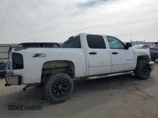 2012 Chevrolet Silverado 1500 LT with VIN 3GCPKSE79CG283542, listed as a Copart auction lot 47101435 with Not Provided miles and Salvage Title. Bid and sale history available at DreamBid. Image 3.