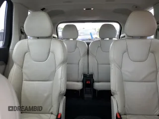 2021 Volvo XC90 Inscription Expression with VIN YV4BR00L5M1756476, listed as a Copart auction lot 58177035 with 45,699 mi miles and Salvage title. Bid and sale history available at DreamBid. Image 10.