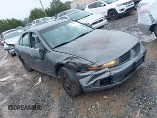 2003 Mitsubishi Galant ES with VIN 4A3AA46G13E165203, listed as a IAAI auction lot 41075761 with 193,151 mi miles. Bid and sale history available at carsss.com. Image 1.