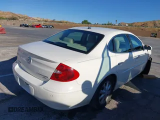 2006 Buick LaCrosse CXL with VIN 2G4WD582761300239, listed as a IAAI auction lot 40426504 with 1 mi miles. Bid and sale history available at carsss.com. Image 4.