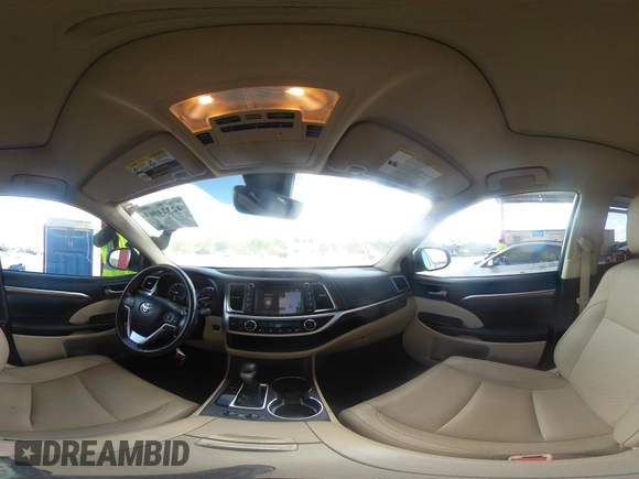 2018 Toyota Highlander Limited with VIN 5TDYZRFH8JS235979, listed as a IAAI auction lot 42324061 with 60,230 mi miles and . Bid and sale history available at DreamBid. Image 18.