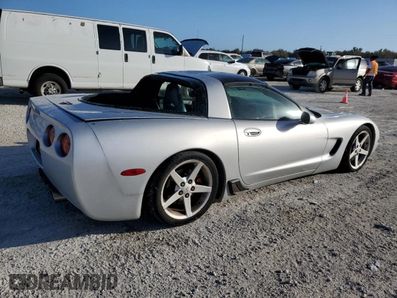 1997 Chevrolet Corvette with VIN 1G1YY22G7V5106689, listed as a Copart auction lot 78355604 with 90,103 mi miles and Salvage Title. Bid and sale history available at carsss.com. Image 3.