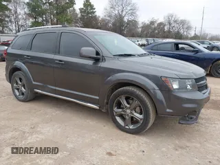 2016 Dodge Journey Crossroad Plus z VIN 3C4PDCGG0GT111250, wystawiony jako IAAI lot #41552292 z przebiegiem 167 479 mil mil oraz . Historia ofert i sprzedaży dostępna na DreamBid. Obrazek 1.