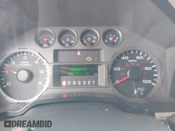 2008 Ford Super Duty F-250 SRW XL with VIN 1FTSX21548EA50876, listed as a IAAI auction lot 41540247 with 263,132 mi miles. Bid and sale history available at carsss.com. Image 7.