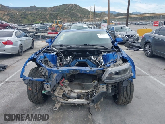 2018 Chevrolet Camaro ZL1 with VIN 1G1FK1R64J0115583, listed as a IAAI auction lot 41998052 with Not Provided miles and . Bid and sale history available at DreamBid. Image 11.