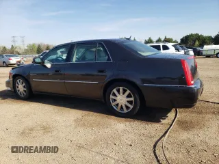 2008 Cadillac DTS 1SC z VIN 1G6KD57Y68U111388, wystawiony jako Copart lot #54204465 z przebiegiem 122 077 mil mil oraz Szkoda całkowita • Salvage title. Historia ofert i sprzedaży dostępna na DreamBid. Obrazek 2.