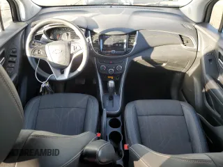 2022 Chevrolet Trax LT with VIN KL7CJPSM9NB557498, listed as a Copart auction lot 47294795 with 22,227 mi miles and Salvage Title. Bid and sale history available at carsss.com. Image 8.