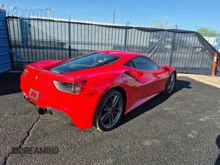 2016 Ferrari 488 z VIN ZFF79ALA5G0214993, wystawiony jako Copart lot #58869925 z przebiegiem 25 520 mil mil oraz Tytuł czysty. Historia ofert i sprzedaży dostępna na DreamBid. Obrazek 4.