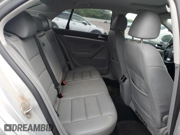 2008 Volkswagen Jetta Wolfsburg Edition with VIN 3VWRJ71KX8M175570, listed as a Copart auction lot 54661175 with 224,830 mi miles and Salvage title. Bid and sale history available at DreamBid. Image 10.