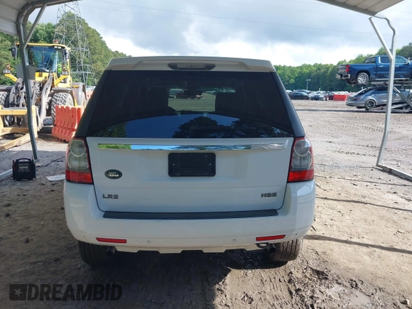2011 Land Rover LR2 HSE with VIN SALFT2BN8BH217556, listed as a IAAI auction lot 42353594 with 184,631 mi miles and . Bid and sale history available at DreamBid. Image 17.