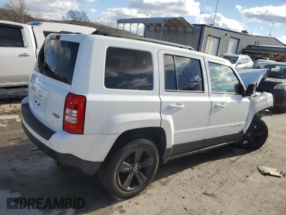 2014 Jeep Patriot Latitude z VIN 1C4NJPFAXED862881, wystawiony jako Copart lot #41519835 z przebiegiem 100 695 mil mil oraz Szkoda całkowita • Salvage title. Historia ofert i sprzedaży dostępna na DreamBid. Obrazek 3.