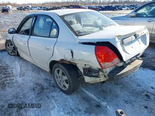 2005 Hyundai Elantra GLS z VIN KMHDN46D25U008262, wystawiony jako IAAI lot #41282976 z przebiegiem 127 731 mil mil oraz . Historia ofert i sprzedaży dostępna na DreamBid. Obrazek 3.