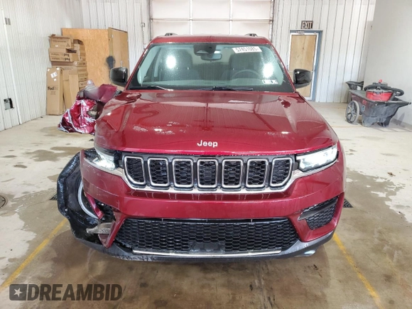 2023 Jeep Grand Cherokee Laredo z VIN 1C4RJHAG1PC568930, wystawiony jako Copart lot #57451085 z przebiegiem 22 866 mil mil oraz Szkoda całkowita • Salvage title. Historia ofert i sprzedaży dostępna na DreamBid. Obrazek 5.
