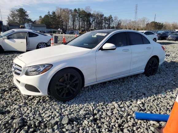 2015 Mercedes-Benz C-Class C 300 Luxury with VIN 55SWF4KB9FU050399, listed as a Copart auction lot 49728675 with 101,738 mi miles and Salvage Title. Bid and sale history available at carsss.com. Image 1.